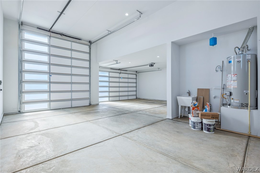 2353 E Calle Toledo