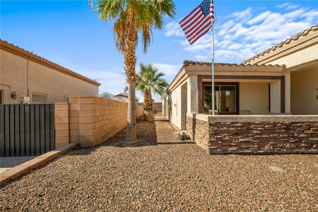 2529 E Nez Perce Road