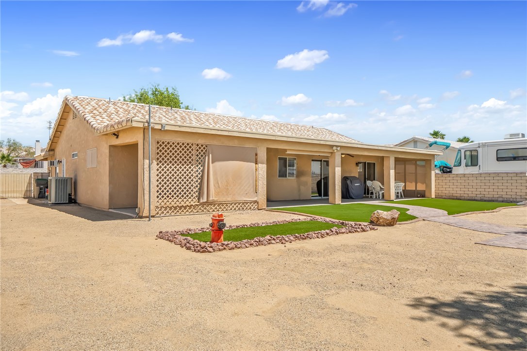 5039 S Emerald River Drive
