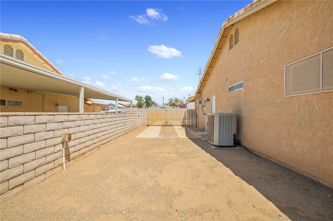 5039 S Emerald River Drive