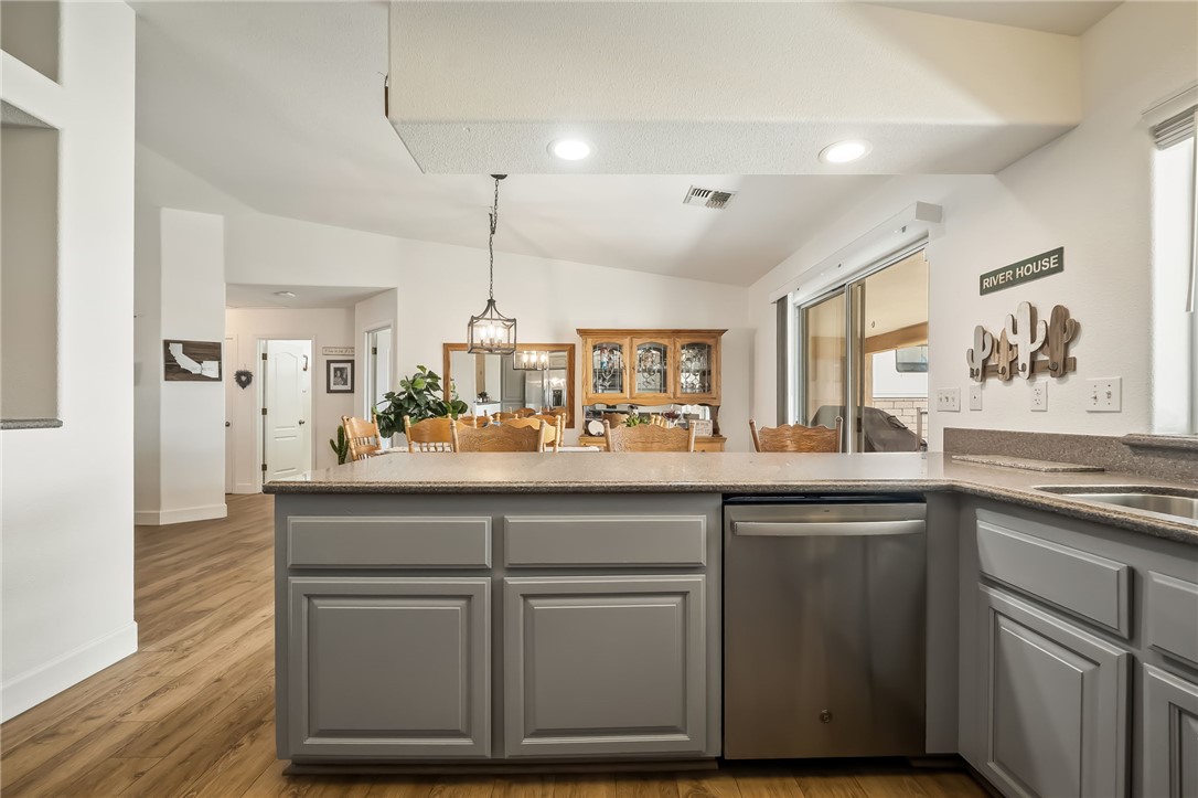 5039 S Emerald River Drive