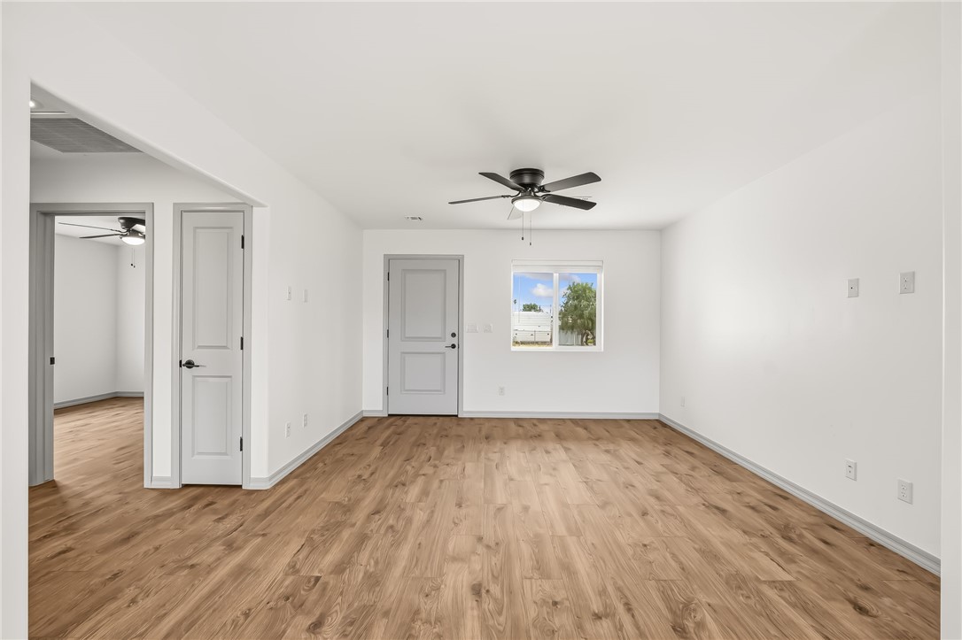 1841 Del Norte Drive