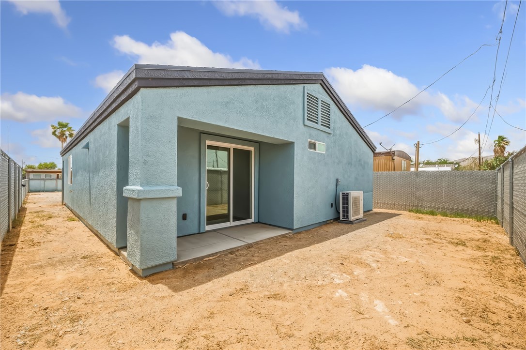 1840 Arrowhead Dr.