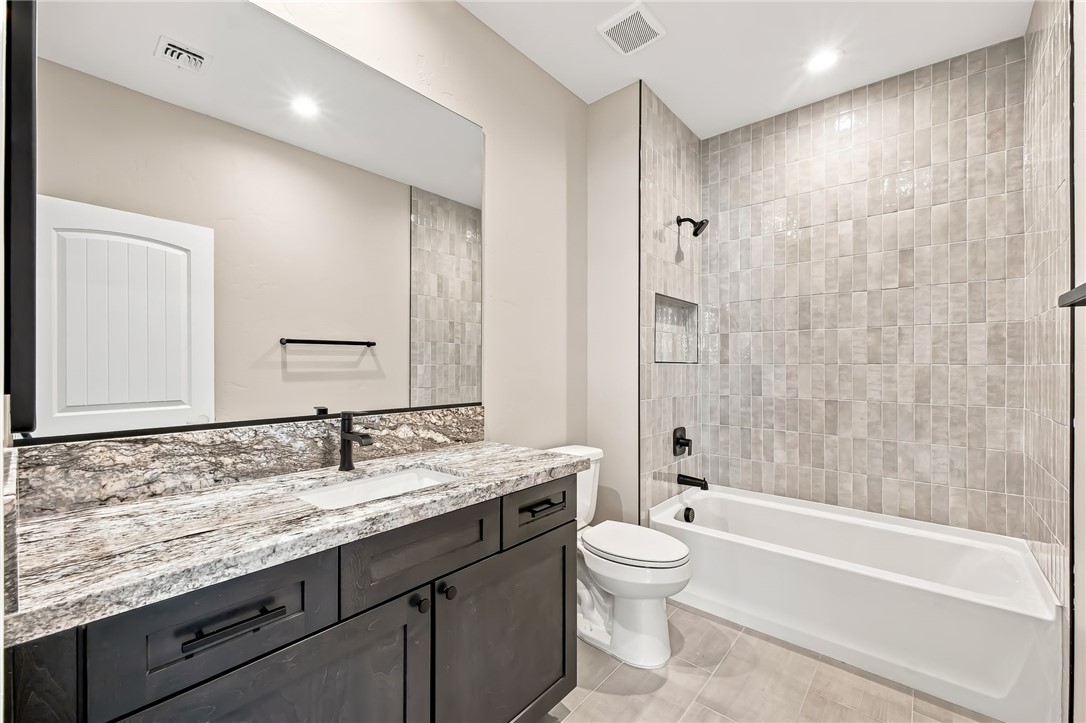 2868 Enclave Drive