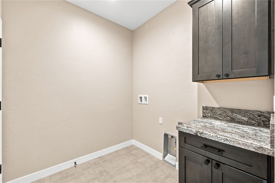 2868 Enclave Drive