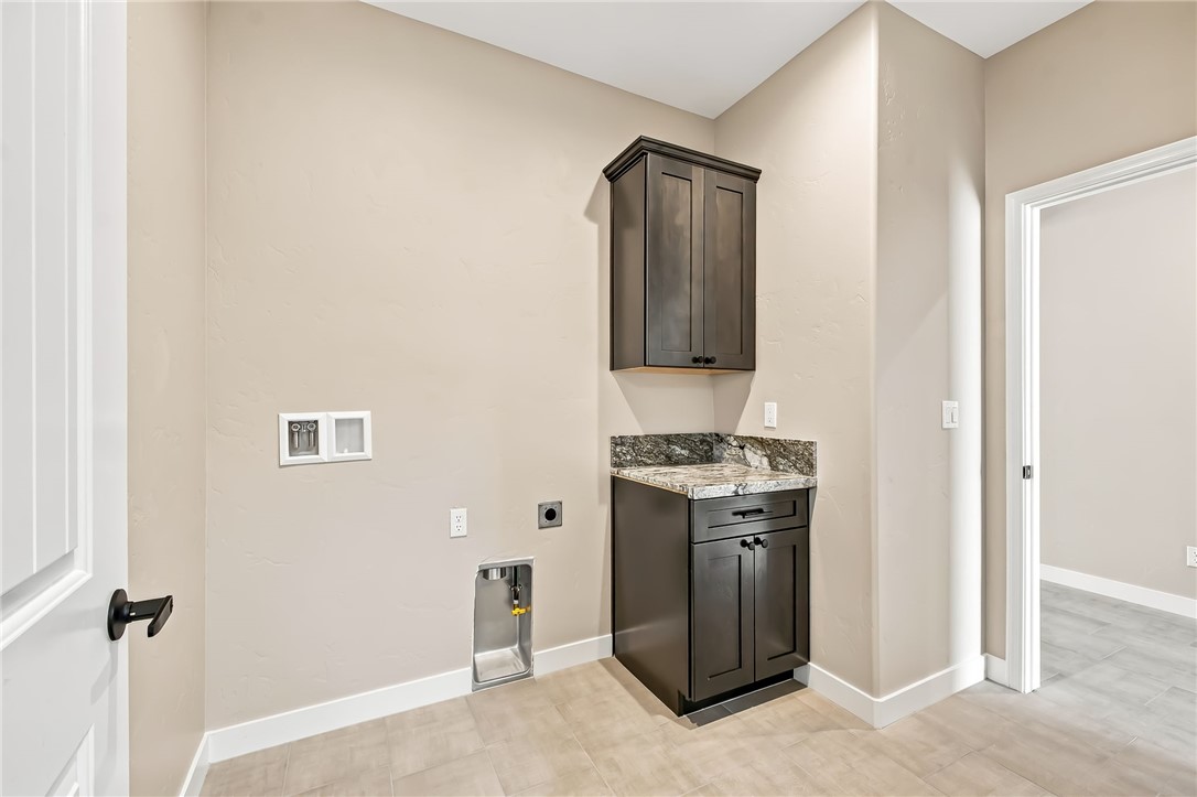 2868 Enclave Drive