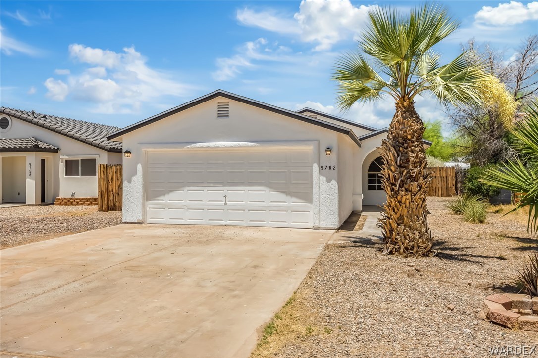 9762 S Kingman Drive