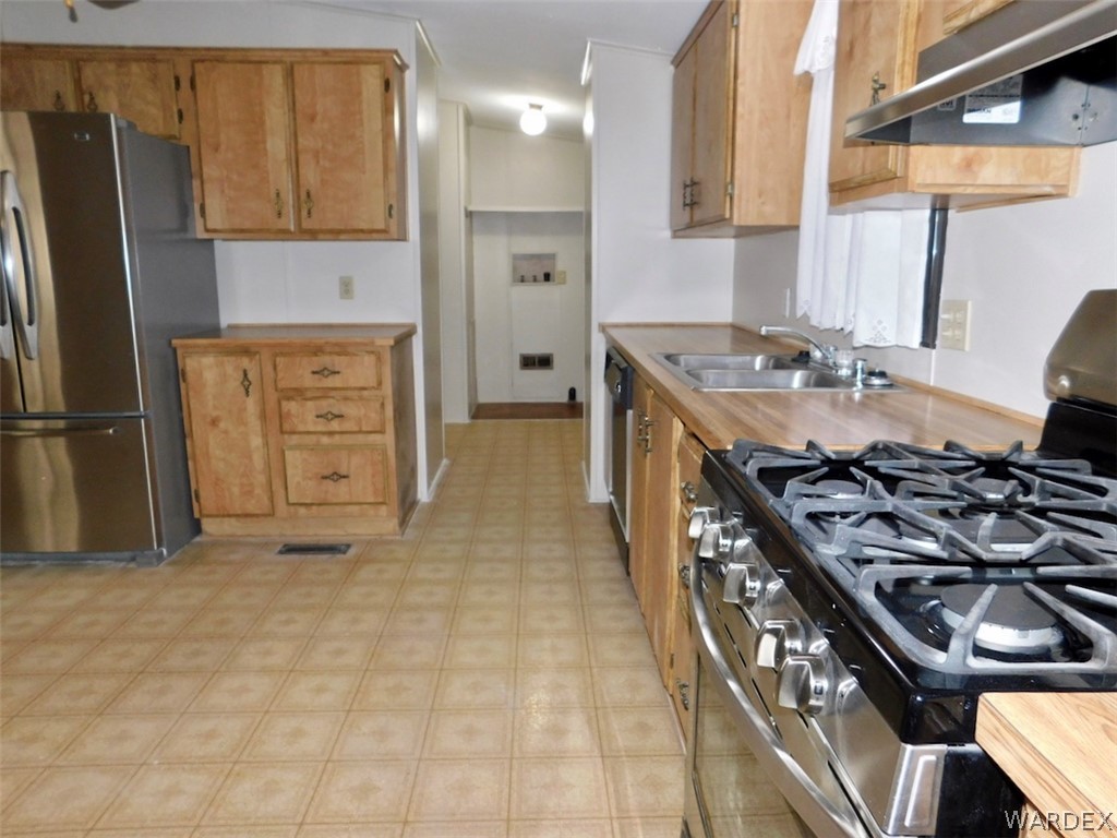 556 Riverfront Drive