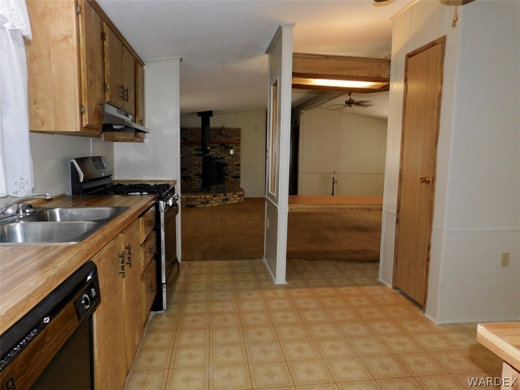 556 Riverfront Drive