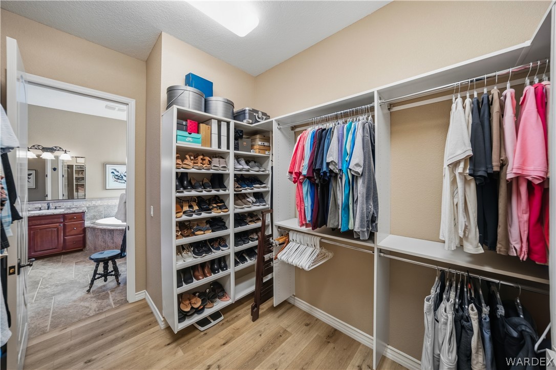 1370 Pioneer Trail