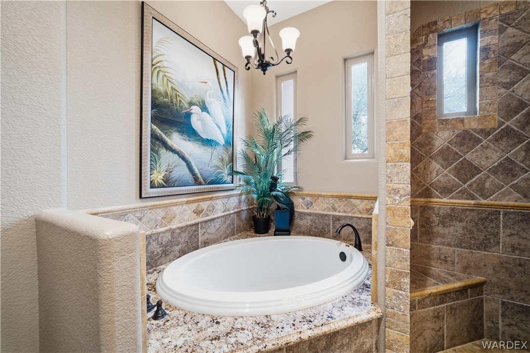1370 Pioneer Trail