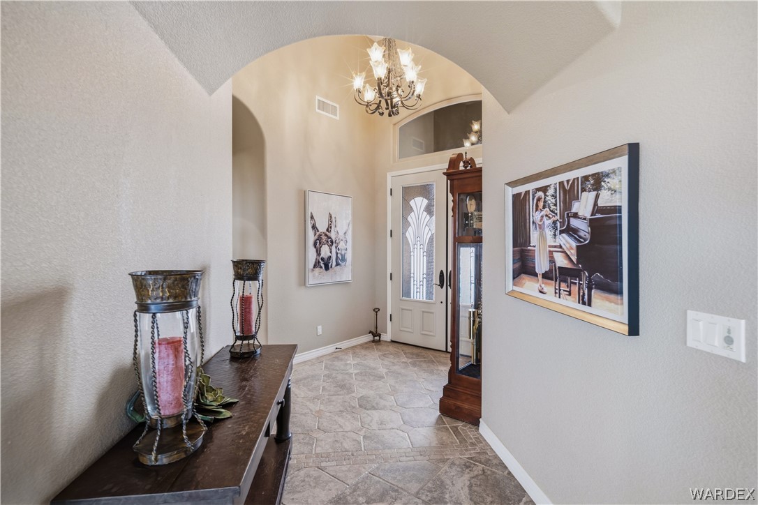 1370 Pioneer Trail