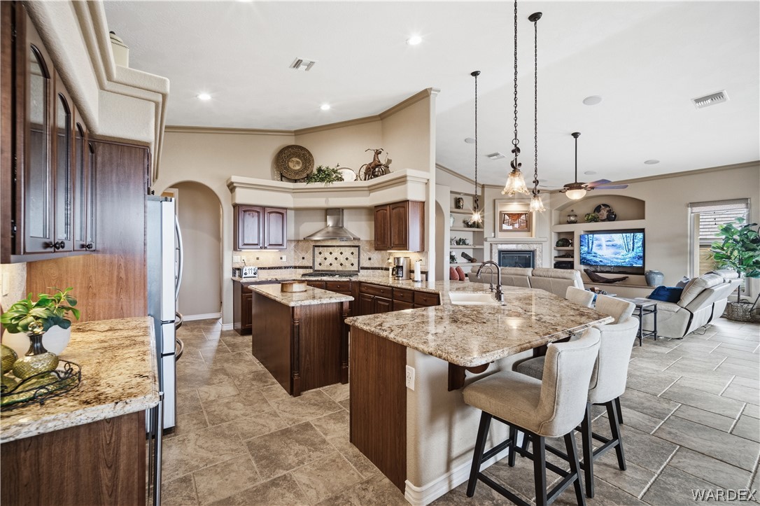 1370 Pioneer Trail