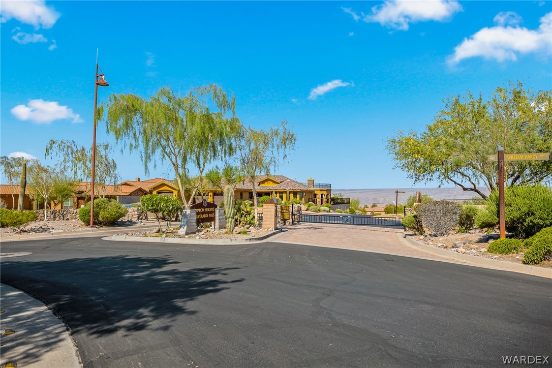 1370 Pioneer Trail