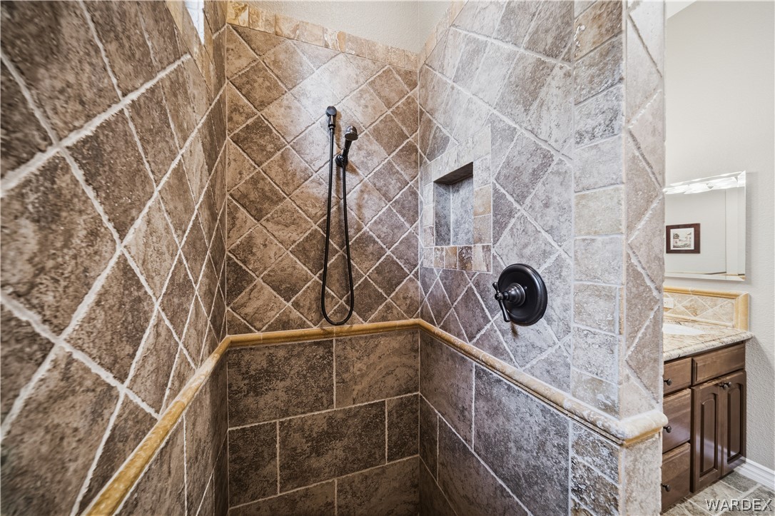 1370 Pioneer Trail