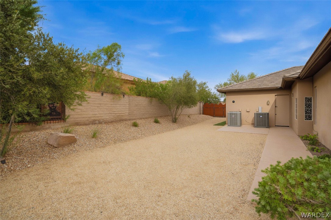 1370 Pioneer Trail