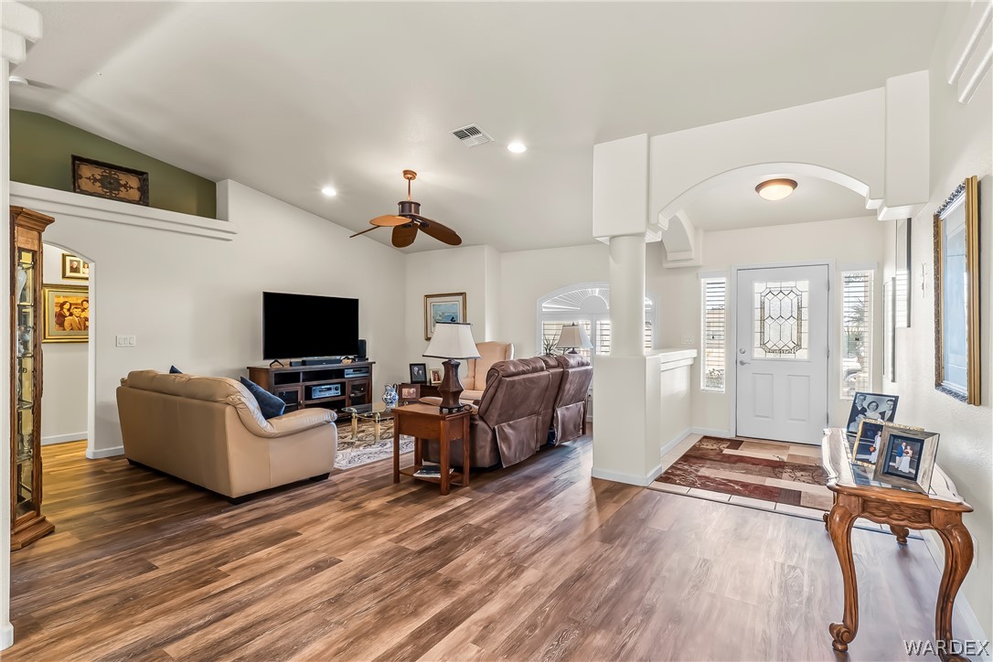 2112 E Crystal Drive