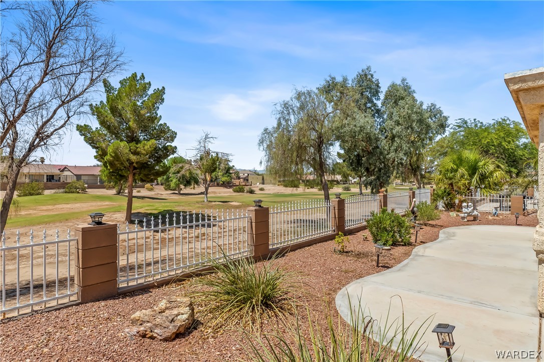 2112 E Crystal Drive