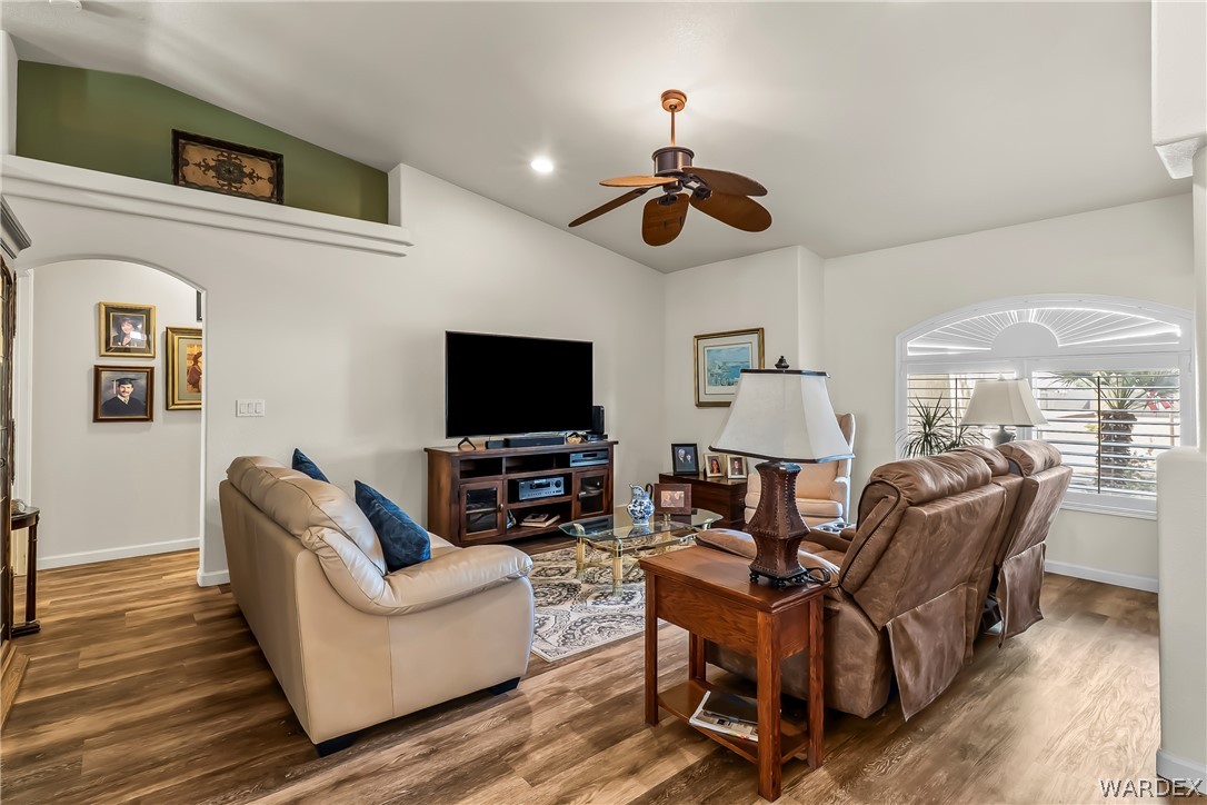 2112 E Crystal Drive