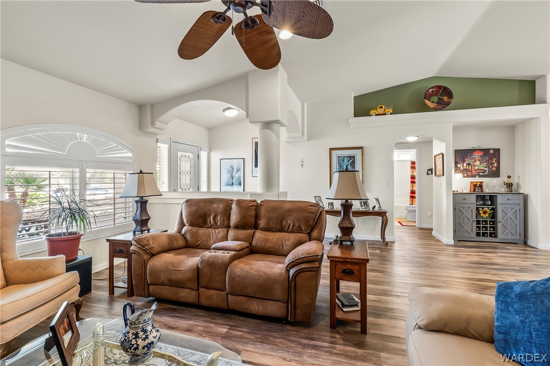 2112 E Crystal Drive