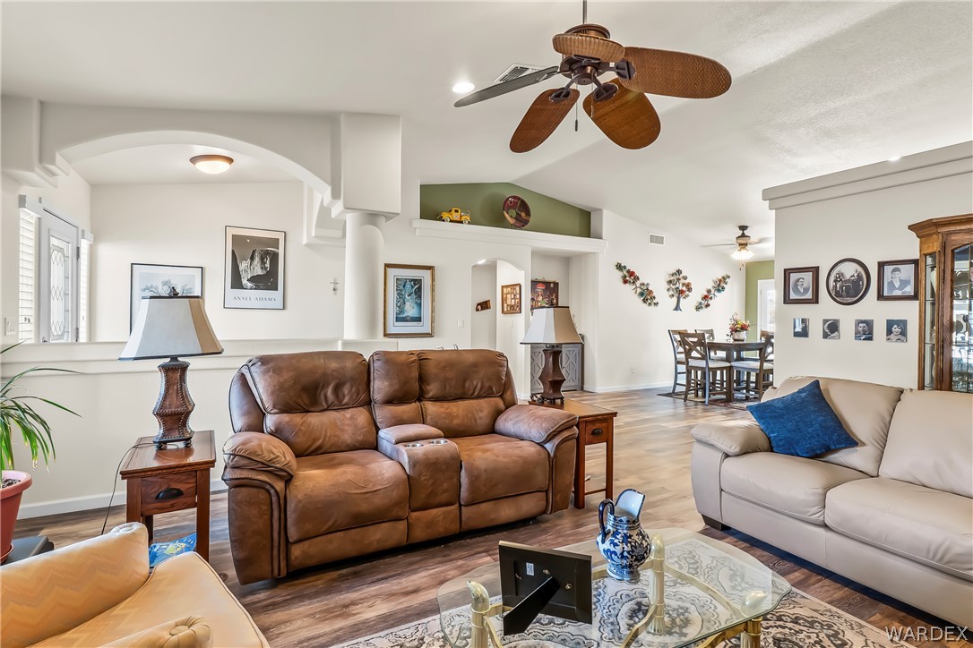 2112 E Crystal Drive