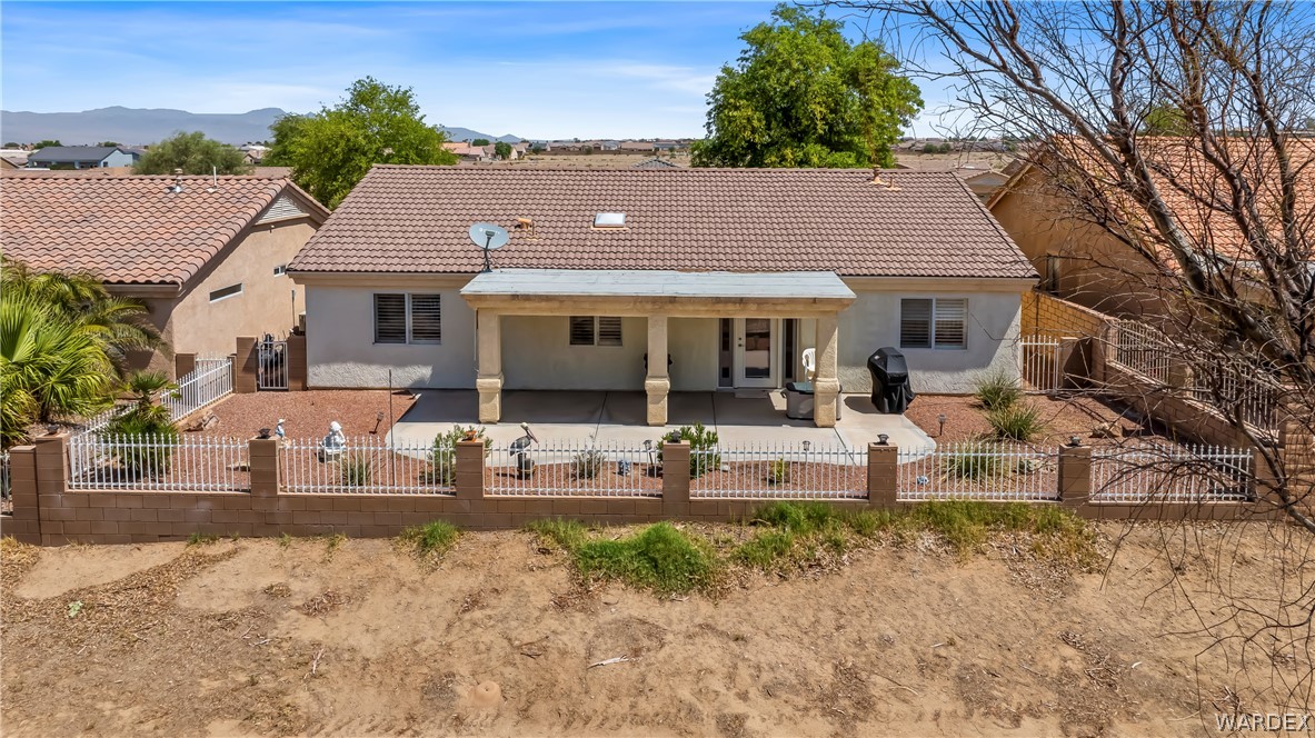 2112 E Crystal Drive