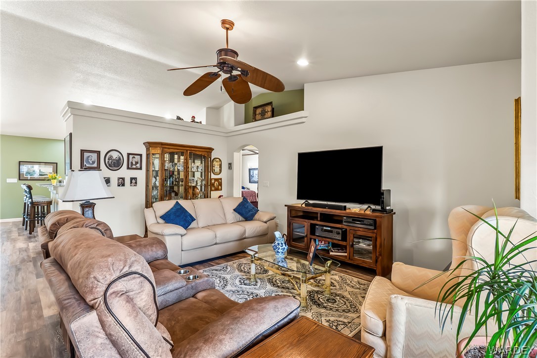 2112 E Crystal Drive