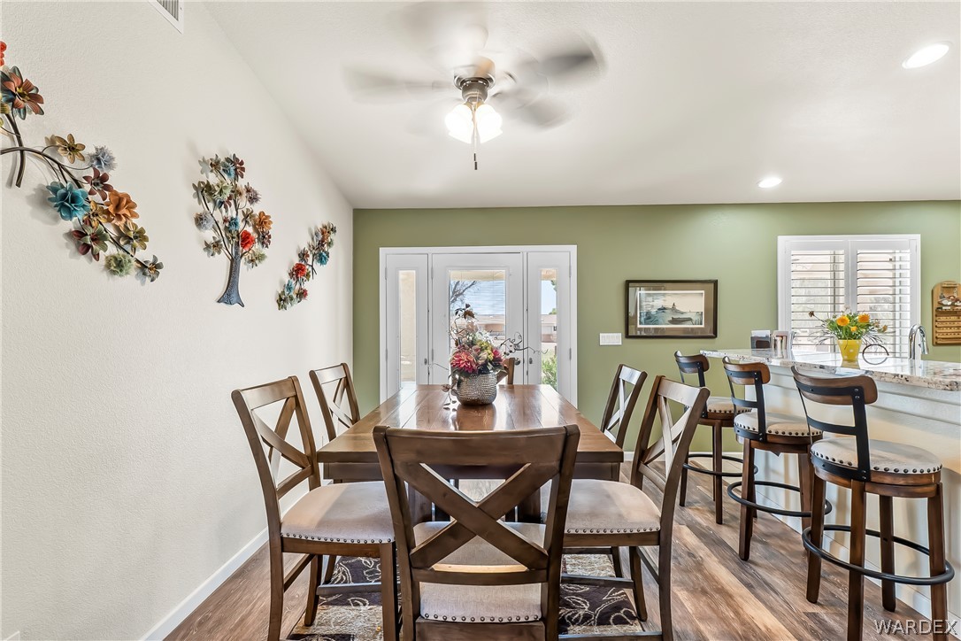 2112 E Crystal Drive