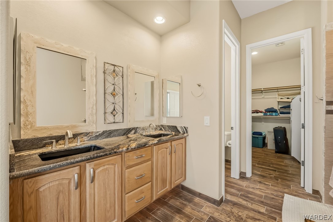 2861 Esmerelda Drive