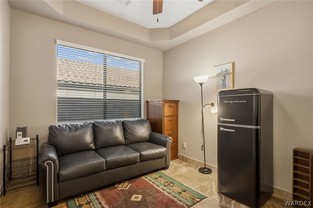 2861 Esmerelda Drive