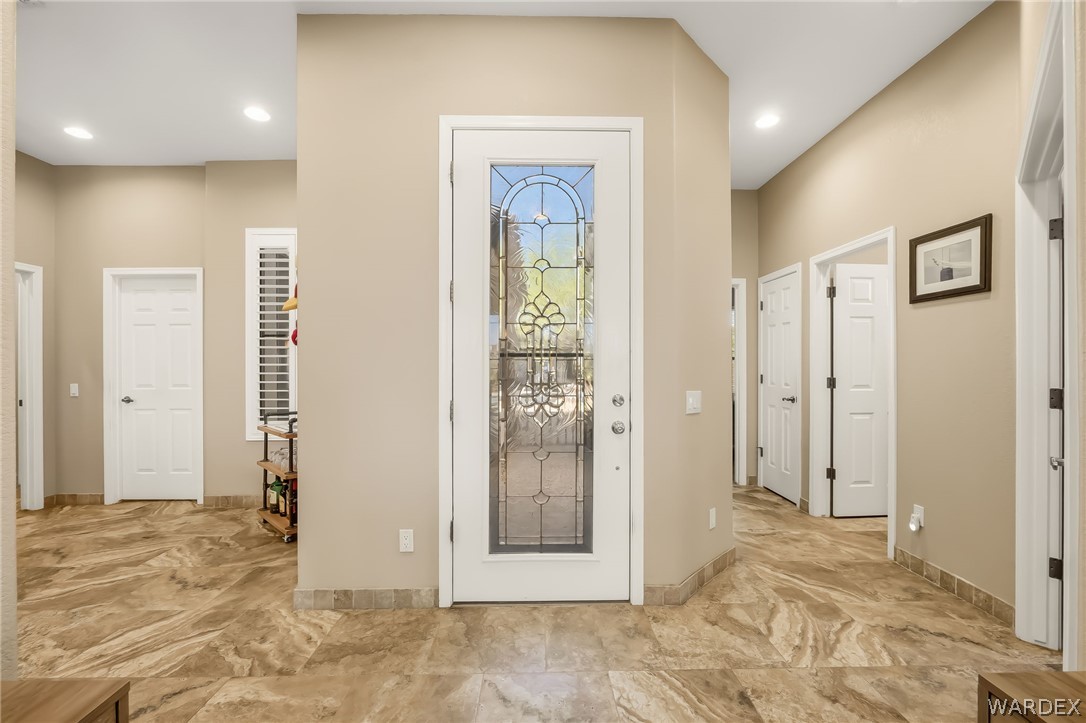 2861 Esmerelda Drive
