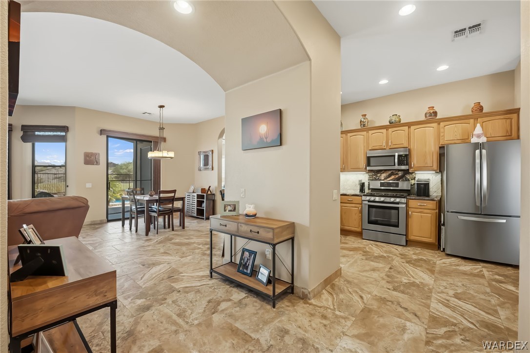2861 Esmerelda Drive
