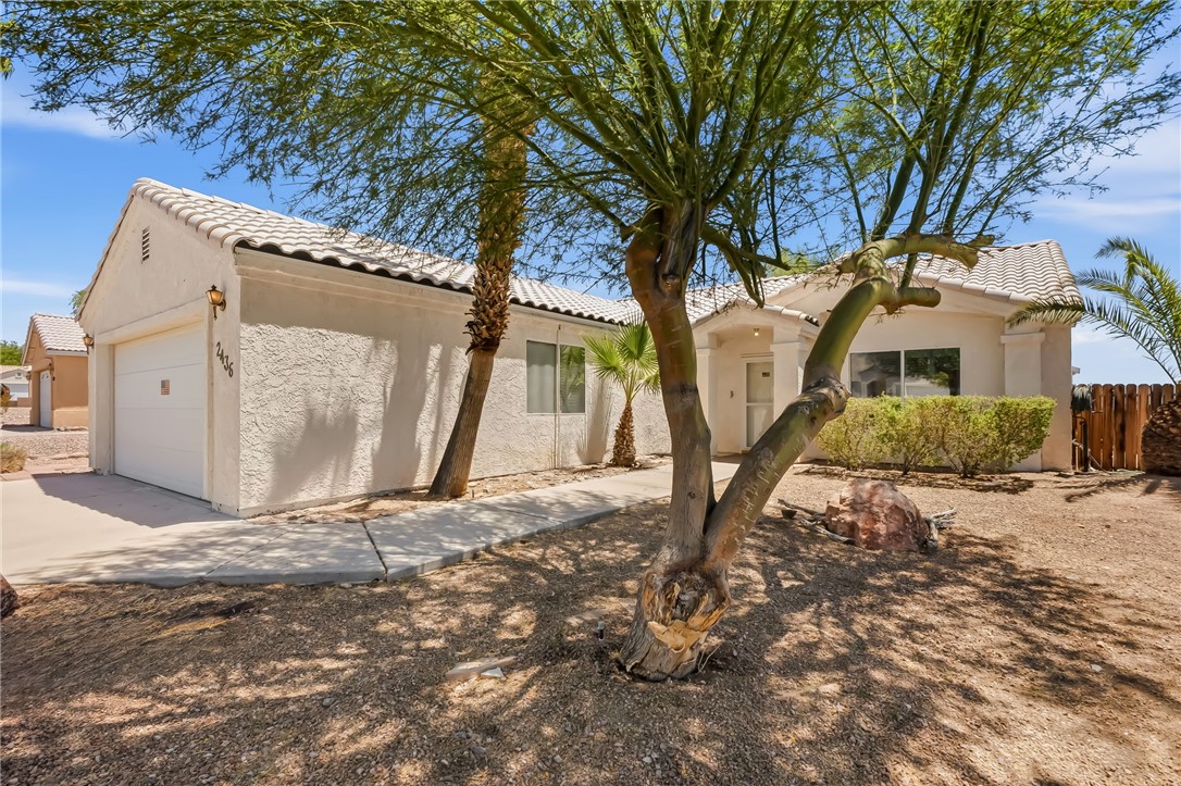 2436 E Parkside Drive