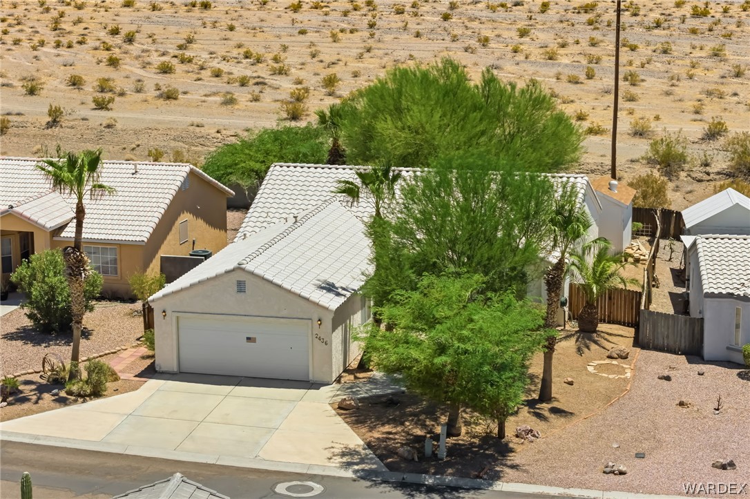 2436 E Parkside Drive