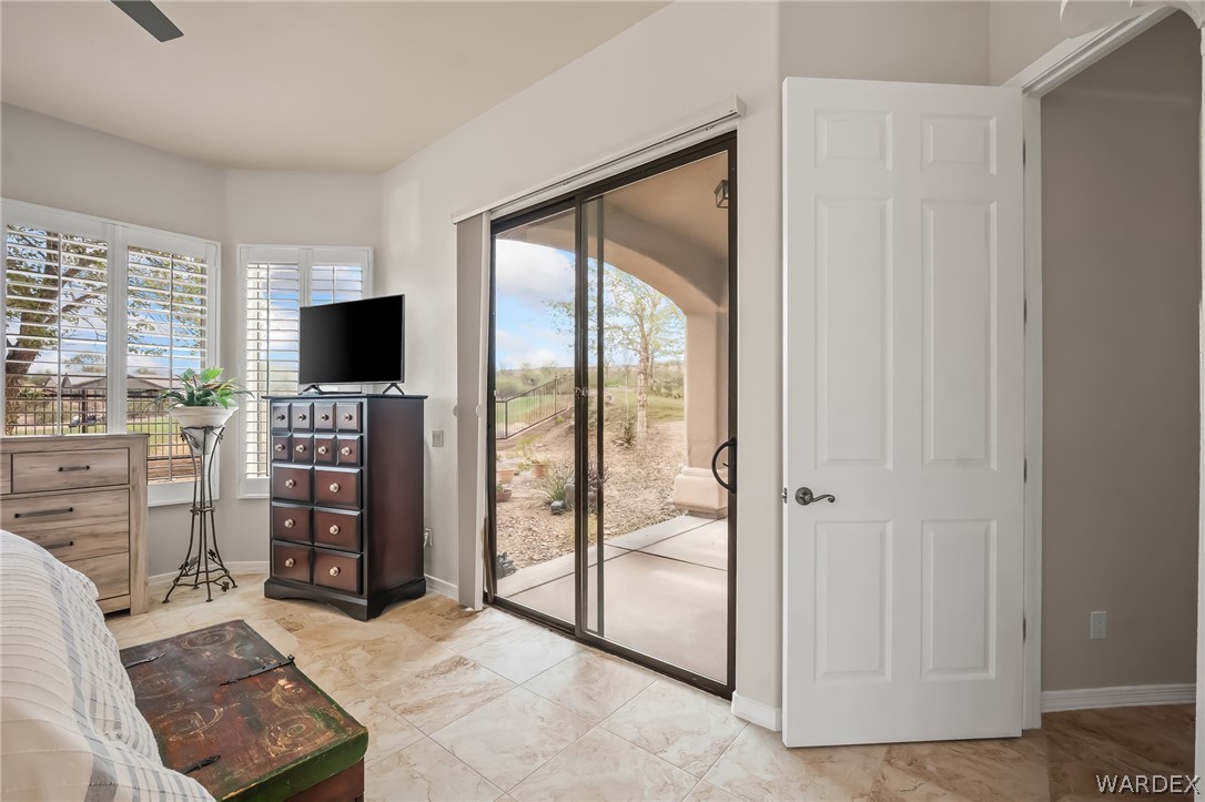 2789 Esmerelda Drive