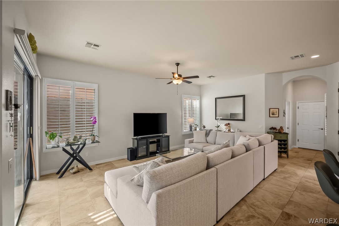 2789 Esmerelda Drive