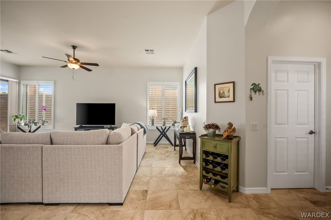 2789 Esmerelda Drive