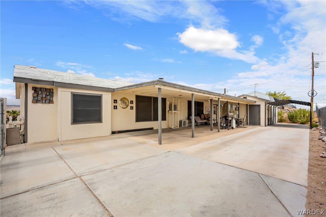 1705 Williams Drive