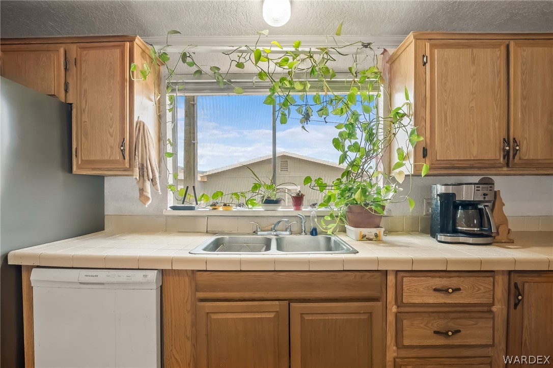 1705 Williams Drive