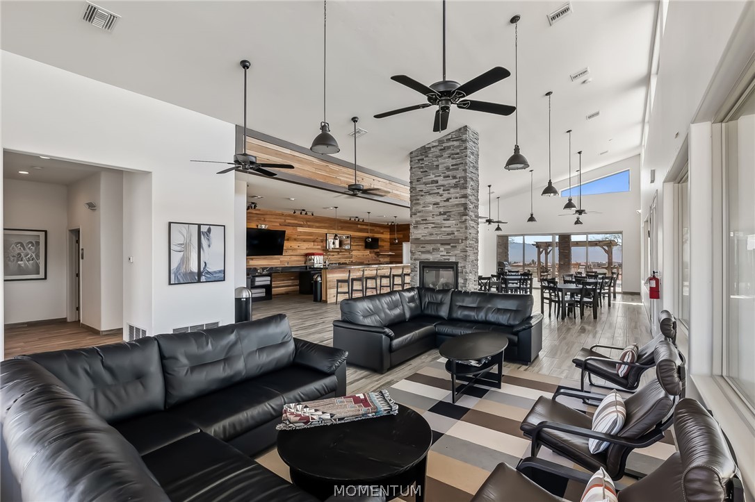 2525 Trade Wind Drive