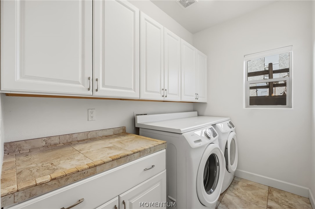 2525 Trade Wind Drive