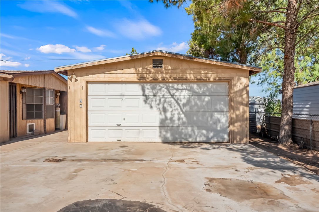 8261 S Green Valley Road