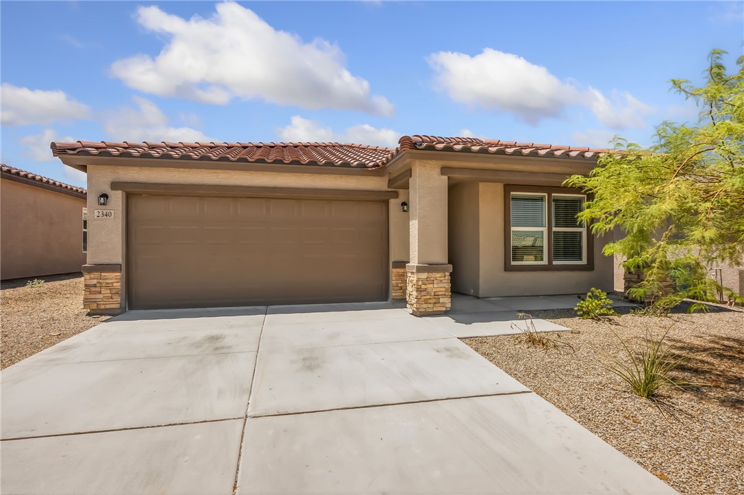2340 Tapatio Drive