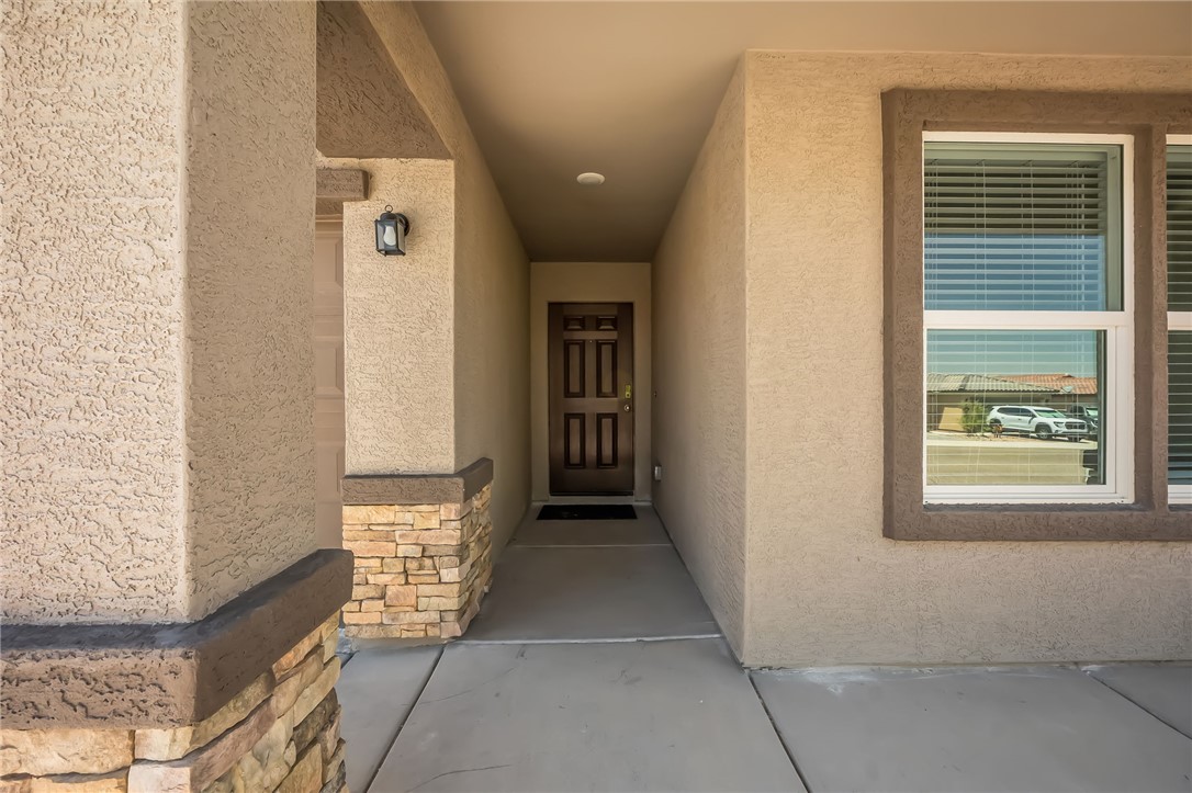 2340 Tapatio Drive