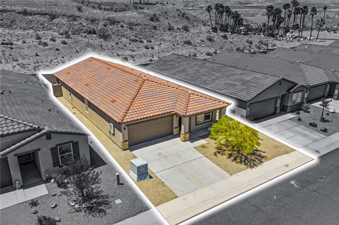 2340 Tapatio Drive