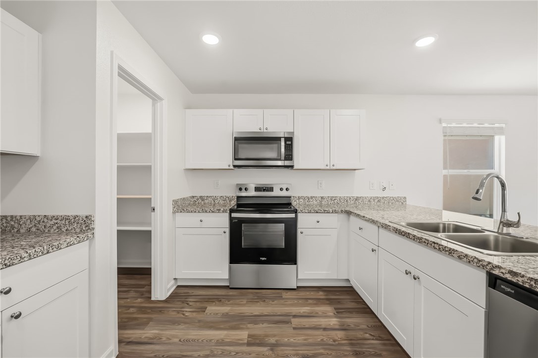 2340 Tapatio Drive