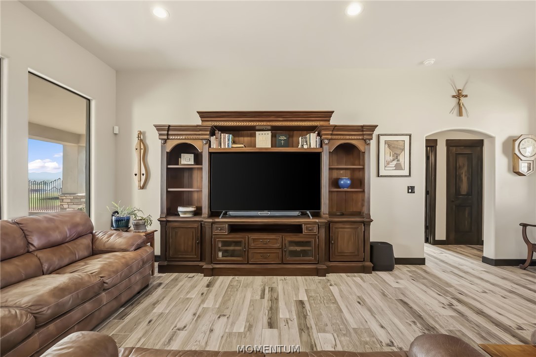 39 S Torrey Pines Drive
