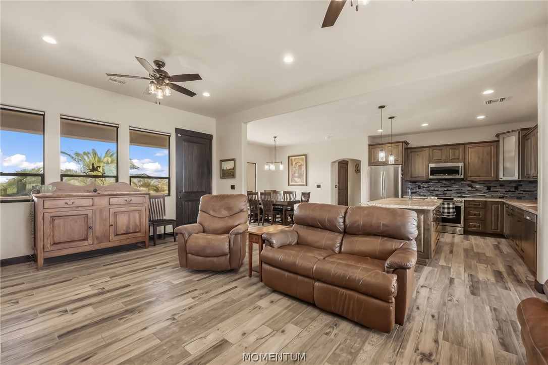 39 S Torrey Pines Drive