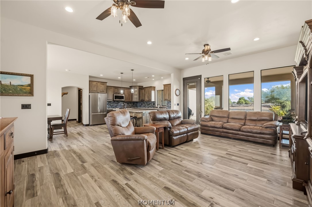 39 S Torrey Pines Drive