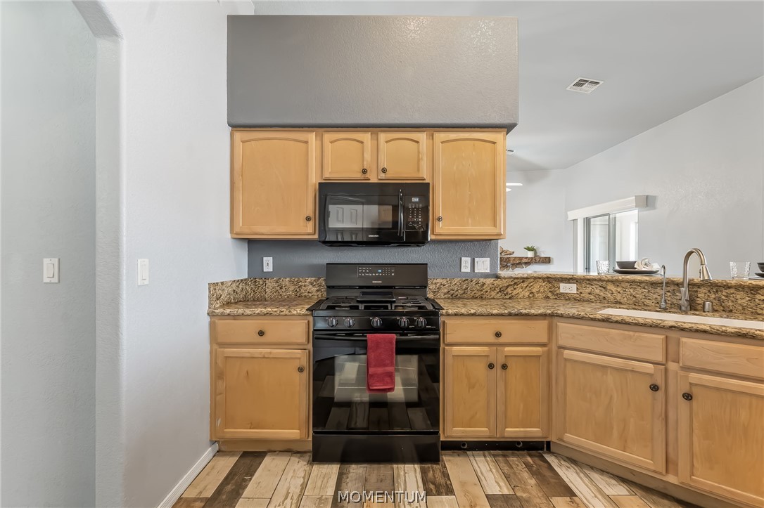 2077 E Los Lagos Drive